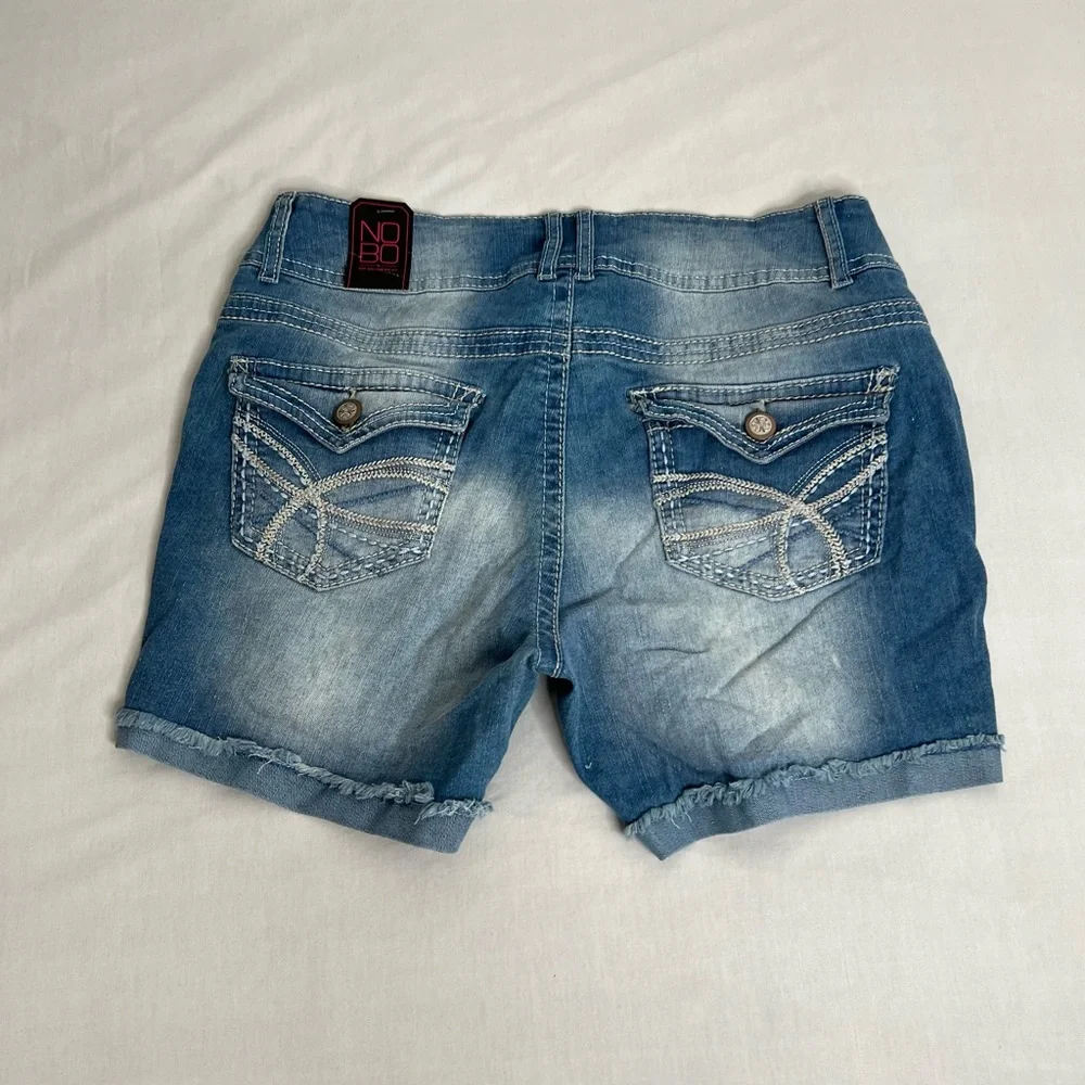 NOBO No Boundaries Blue Jean Shorts Distressed Size 13 Embroidered Pockets - Picture 4 of 7